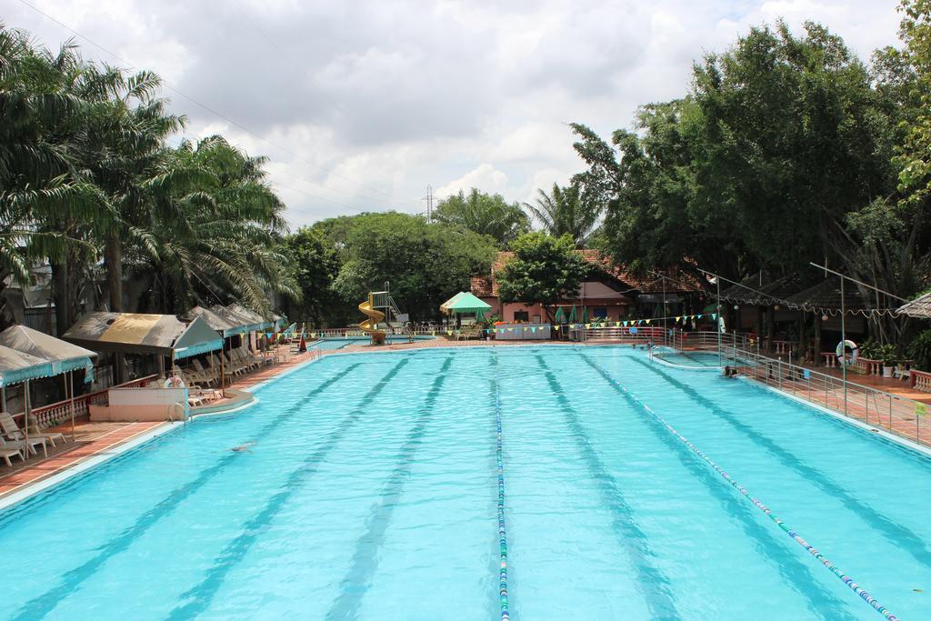 Saigon Park Resort Thuan An Экстерьер фото